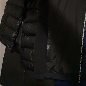 Men’s black bomber jacket